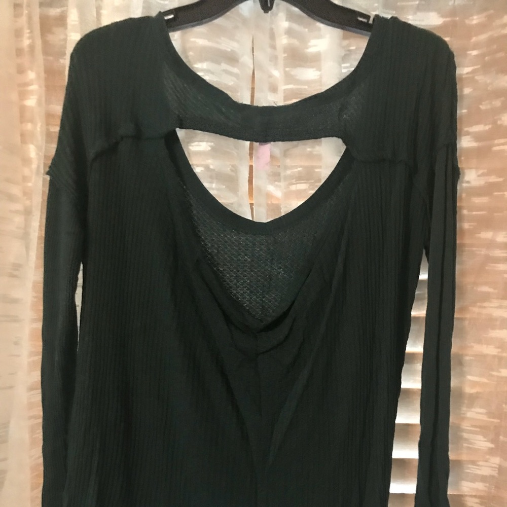 Light sweater with open back